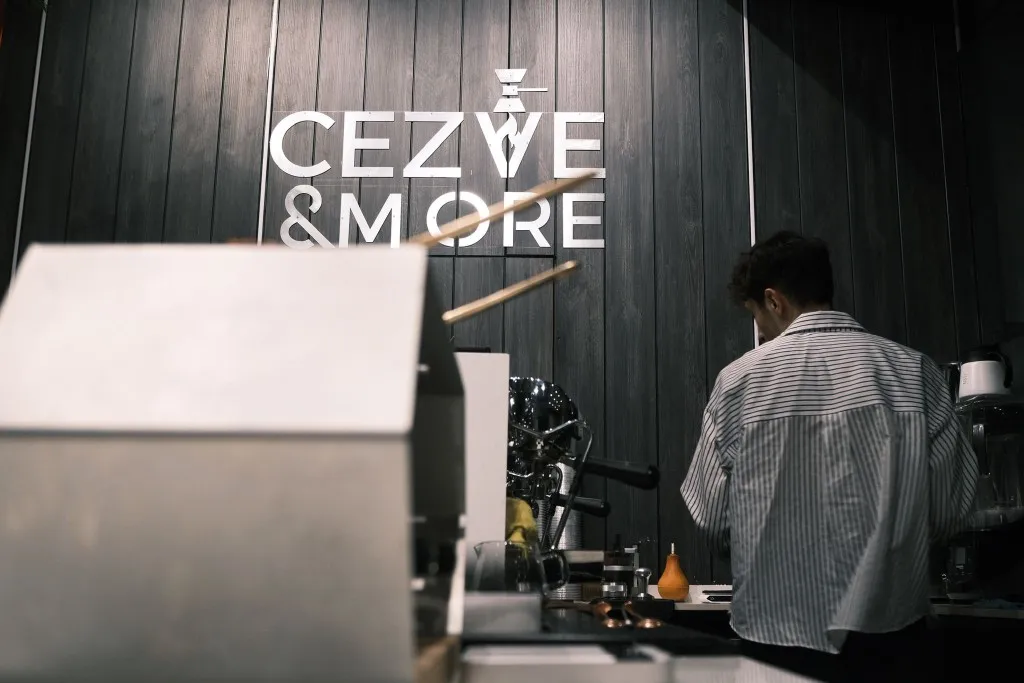 CEZVE & MORE iç mekan